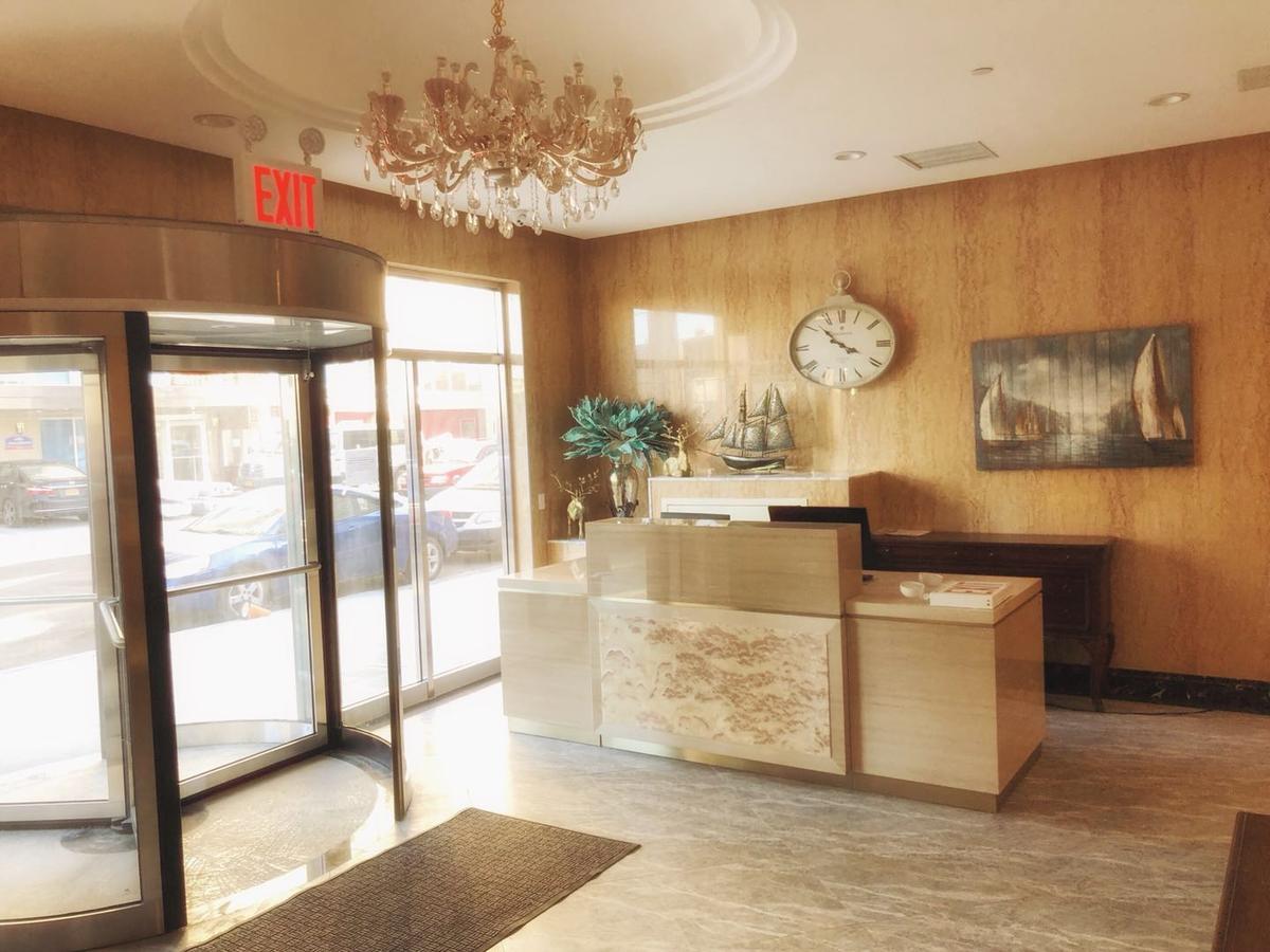 Mayfair Inn And Suites New York Exterior foto